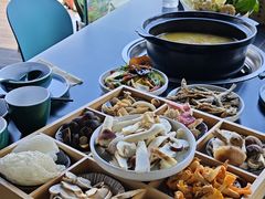 -野菌皇海景野生菌火锅(滨海大道店)