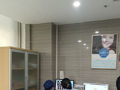 -上海仁爱医院口腔科 · 种植