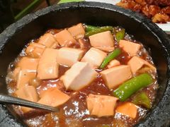 石锅沃豆腐-桂满陇-十里风荷(合生汇店)