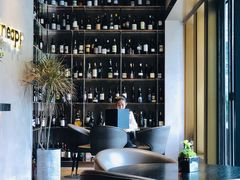 -wineapp葡萄酒餐吧(外滩金融中心店)