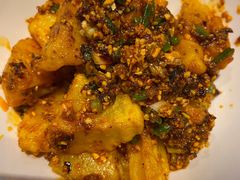 -渝是乎酸菜鱼·川渝小炒(新世界百货望京店)