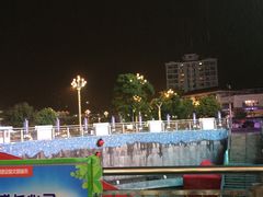 -沃尔玛购物广场(霖雨路店)