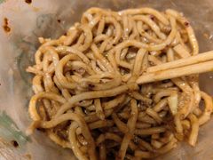-中东大市场美食城
