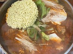 脊骨土豆锅-小公洞韩式豆腐村