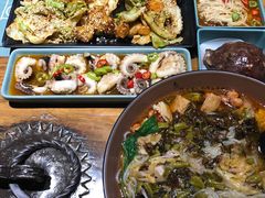 -八月美食小馆(银泰城总店)