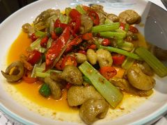 -犇逸·乐山跷脚牛肉·四川现炒(览海店)