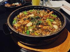 钱塘石锅蛙-老头儿油爆虾·1987杭州烟火味(湖滨银泰in77D区店)