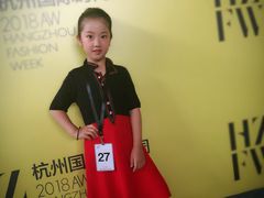 -潮童星少儿模特时尚中心(黄浦博荟广场店)