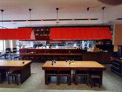 -顺溜·手工刀削面·黑金店(铜锣湾店)