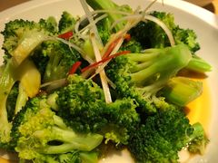 -关东小磨东北菜(上海长风大悦城店)