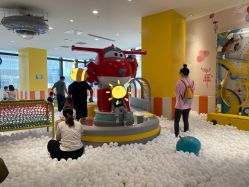 -乐多星球潮玩中心(沈阳嘉里城店)