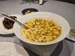 蟹粉豆腐-屋里厢上海菜馆