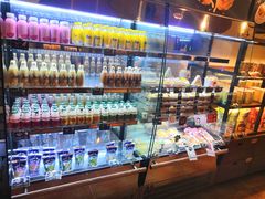 面包甜点陈列柜-波波's蛋糕店(于洪广场店)