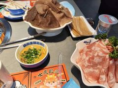-生活如沸·顺德水牛奶火锅(人民广场店)