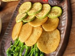 -包整·丝娃娃(一览甲秀楼风景店)