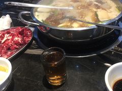 -牛一煲美食(江高店)
