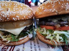 -The Habit Burger Grill 哈比特汉堡(复兴soho店)