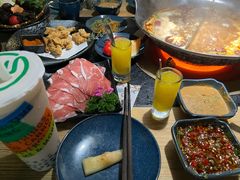 -湊湊火锅·茶憩(上海合生汇店)