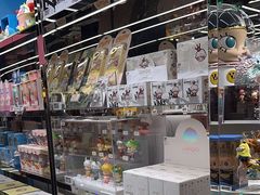 -泡泡玛特POPMART(侨福芳草地店)