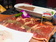 -热火朝天鲜切牛肉火锅(南强街巷店)
