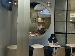 用餐区-奈雪的茶(皇庭广场店)