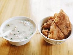 皮蛋瘦肉粥-伍湛记 · 广州老字号(龙津中路店)