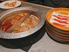 -牛YO寿喜烧·铁板烧和牛火锅自助(市府恒隆店)