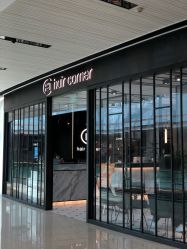 -HAIR CORNER