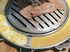 -青瓦炭韩潮烤肉(花园道店)