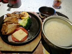 -百威KTV(恒福路店)