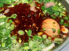 -臻老板牛肉面(光华路SOHO店)