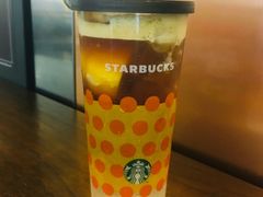 -星巴克(杭州西湖银泰1F店)