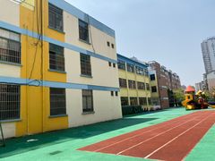 -五彩童年幼儿园