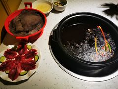 -钢管厂五区小郡肝串串香(奥克斯广场锦城万达店)