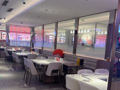 -海底捞火锅(杭州庆春路夜宵主题店)