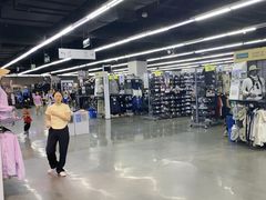 -迪卡侬(顺峰山店)