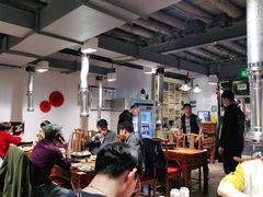 大堂-赵胖炙子烤肉&深夜酒馆(簋街店)