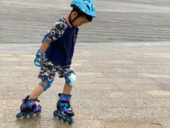 -阿布溜溜(同曦假日百货店)