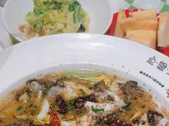 -渔语鱼酸菜鱼新川菜(来福士店)