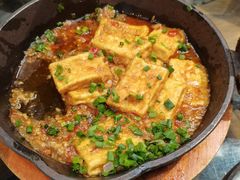 -云海肴·汽锅鸡·云南菜(天山百盛优客店)