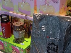 -必胜客(WOW中心城店)