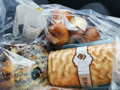 -聪妈的面包店(华侨新城店)