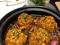 -皇城根·鲁菜济南菜·吊炉烤鸭·炒鸡鱼头(济南旗舰店)