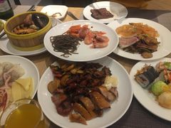 -齐河孔雀王温泉酒店·金孔雀自助百汇
