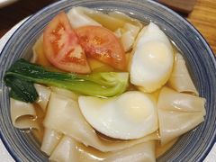 长寿面-山楂树融合菜餐厅