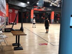 -洛克公园美式运动体验馆(唯品会合肥蜀山城市奥莱店)