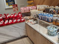 零售区-皇冠幸福里动物奶油生日蛋糕(光谷软件园店)