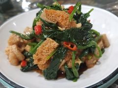 菠菜面筋-乡村馕坑肉·烧烤·新疆菜·本地人更爱吃(阿勒泰首店)