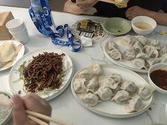 -岳姥姥饺子(泺文路店)