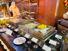 自助取餐区-汇泉王朝大饭店-旋转餐厅(南海路店)